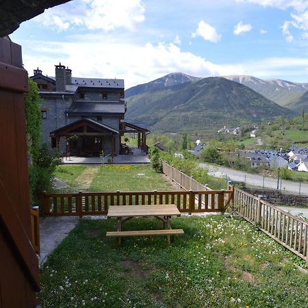 Hotel Rural El Porton De Murillo Broto Kültér fotó