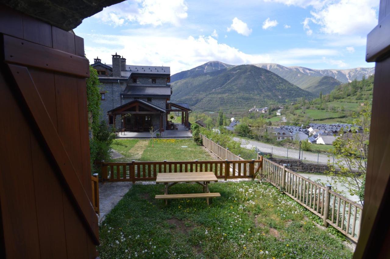 Hotel Rural El Porton De Murillo Broto Kültér fotó